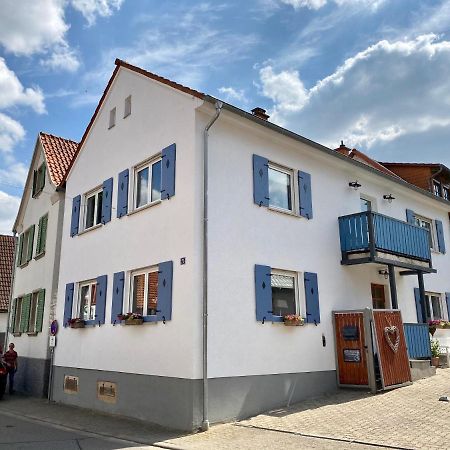 Gaestehaus Sellemols Ferienwohnung Kuefer Heuchelheim-Klingen Exteriör bild